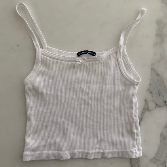 Brandy Melville Tops - Brandy Melville top rare